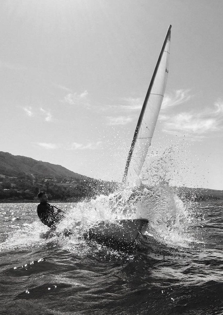 Navegando en Lago Calima, Colombia