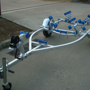 Trailer en acero galvanizado para equipos náuticos desde 12-18 pies (CN)