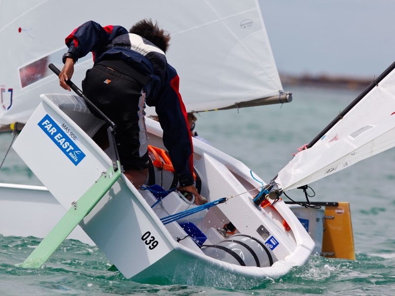 Velero Optimist Racing Far East Completo - Imagen 16